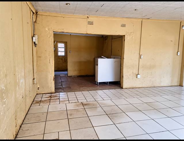 2 BEDROOM HOUSE FOR SALE IN EVATON WEST